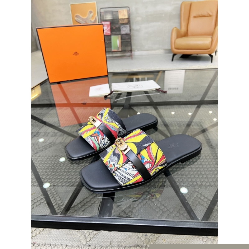 H**mes slippers